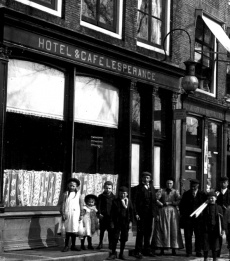 L'esperance Bellamy klein1900 GA.jpg
