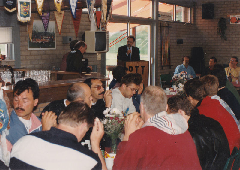 Bestand:GPC receptie 1994 leden.jpg