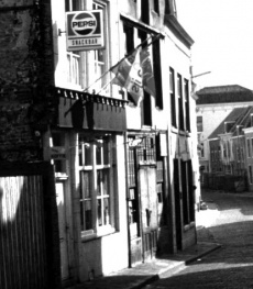 Smikkelbar klein.jpg