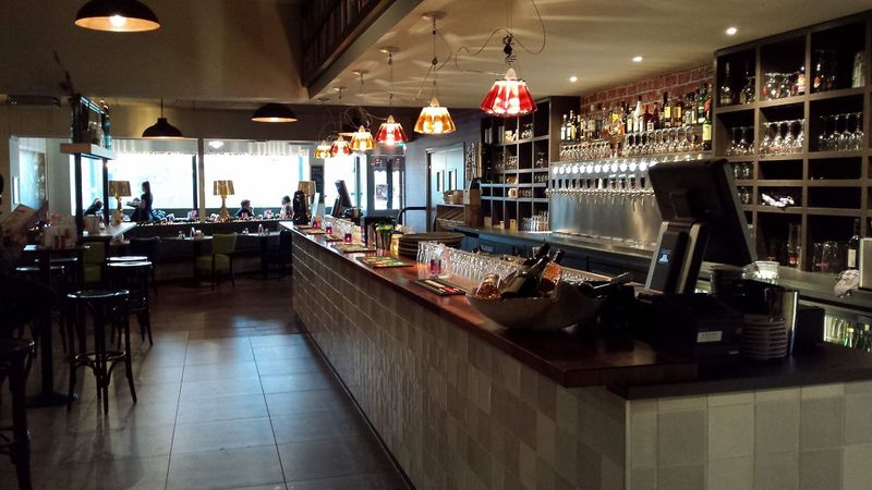 Bestand:Cine Café Petra.jpg