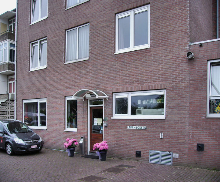 Bestand:Waterfront achter 2015.jpg