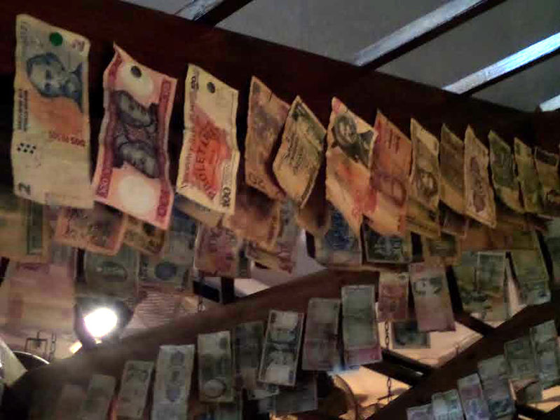 Bestand:Kajuit geld plafond JdR.jpg