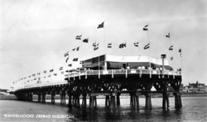 Pier ca. 1938 - 39349.jpg